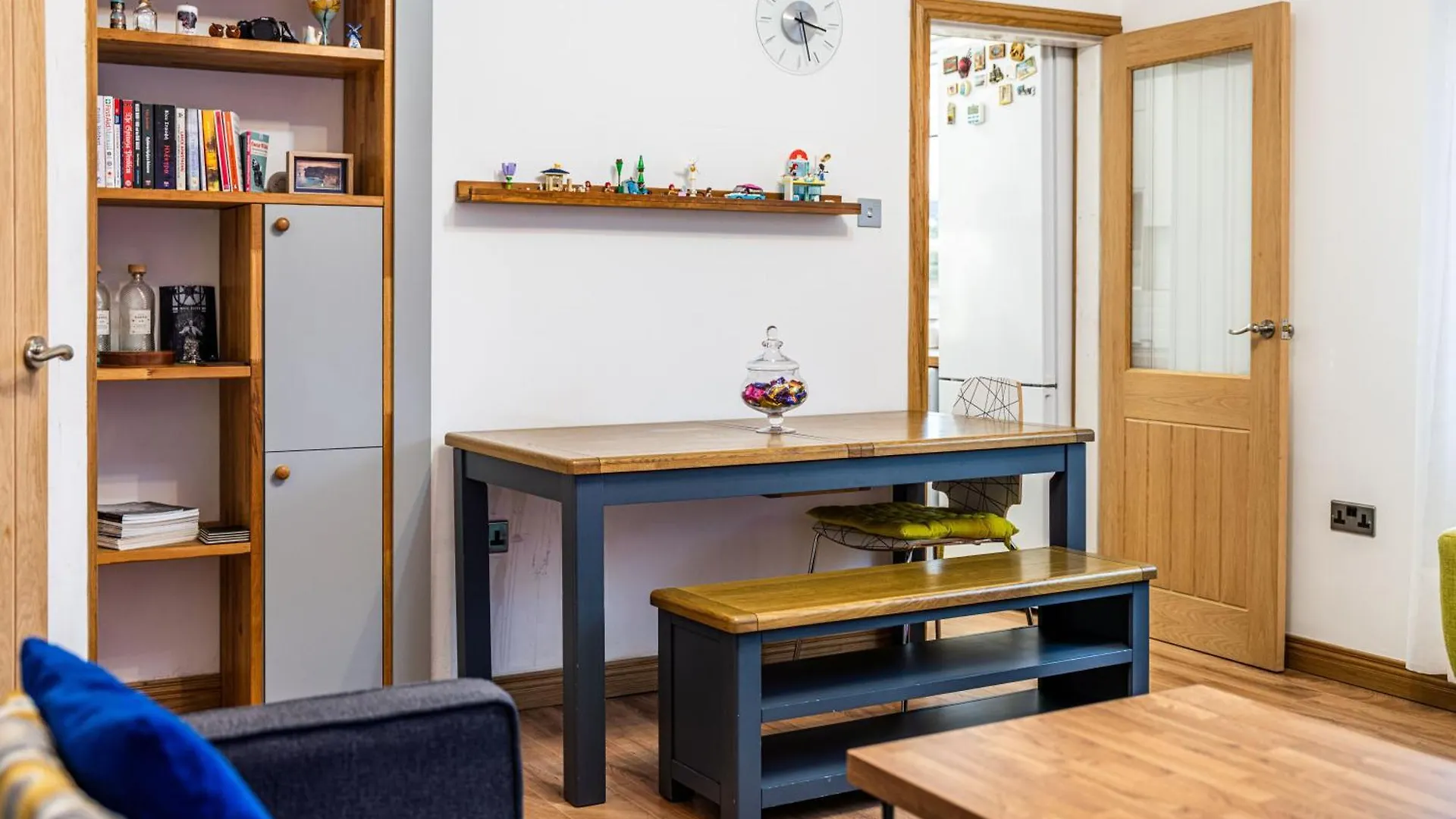 Large Bedroom, Close To Airport And City Centre 에든버러 0*,