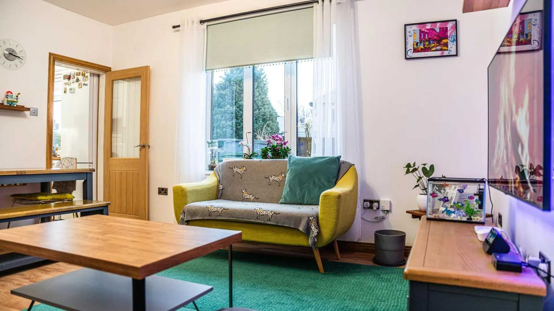 Large Bedroom, Close To Airport And City Centre 에든버러